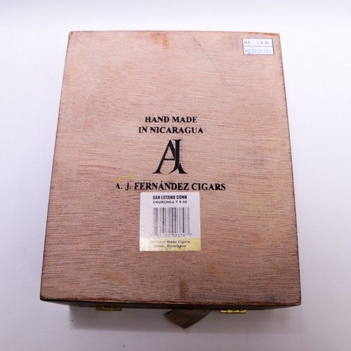 Caja de cigarros de madera vacía San Lotano Requiem 7,75" x 6,25" x 3" - Imagen 7 de 10