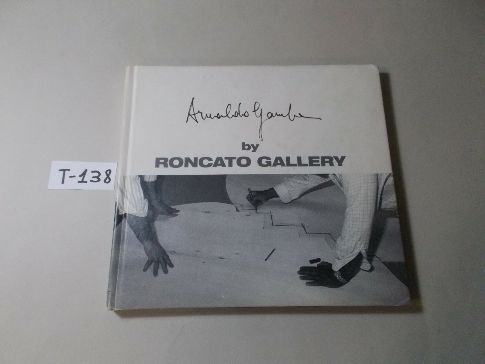 Foto 1 di 2