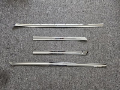 Side Skirt Accent Molding Chrome Silver Garnish C252 for KIA Sportage 2017~2020