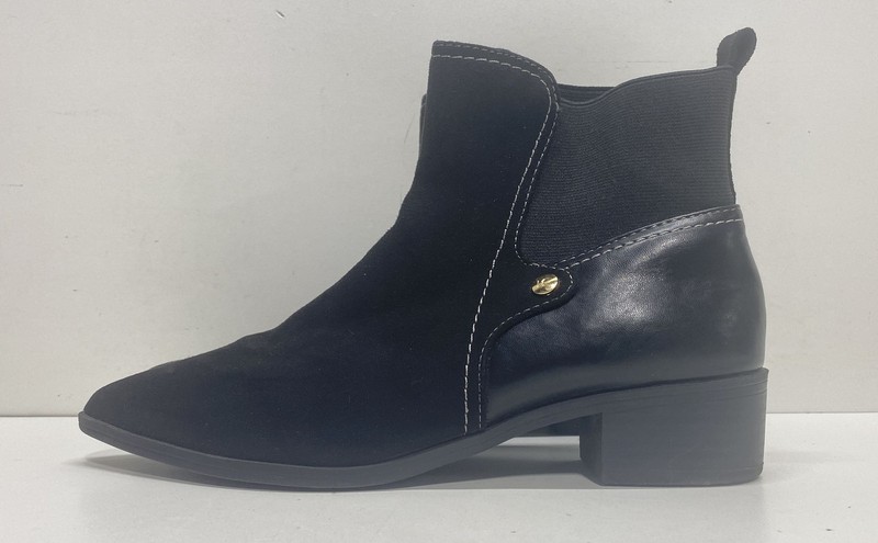 LC Lauren Conrad Barrington Black Suede Ankle Chelsea Boots Women's Size 6.5
