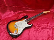 FENDER TRADNL II 60S STRATOCASTER RW tipo Stratocaster