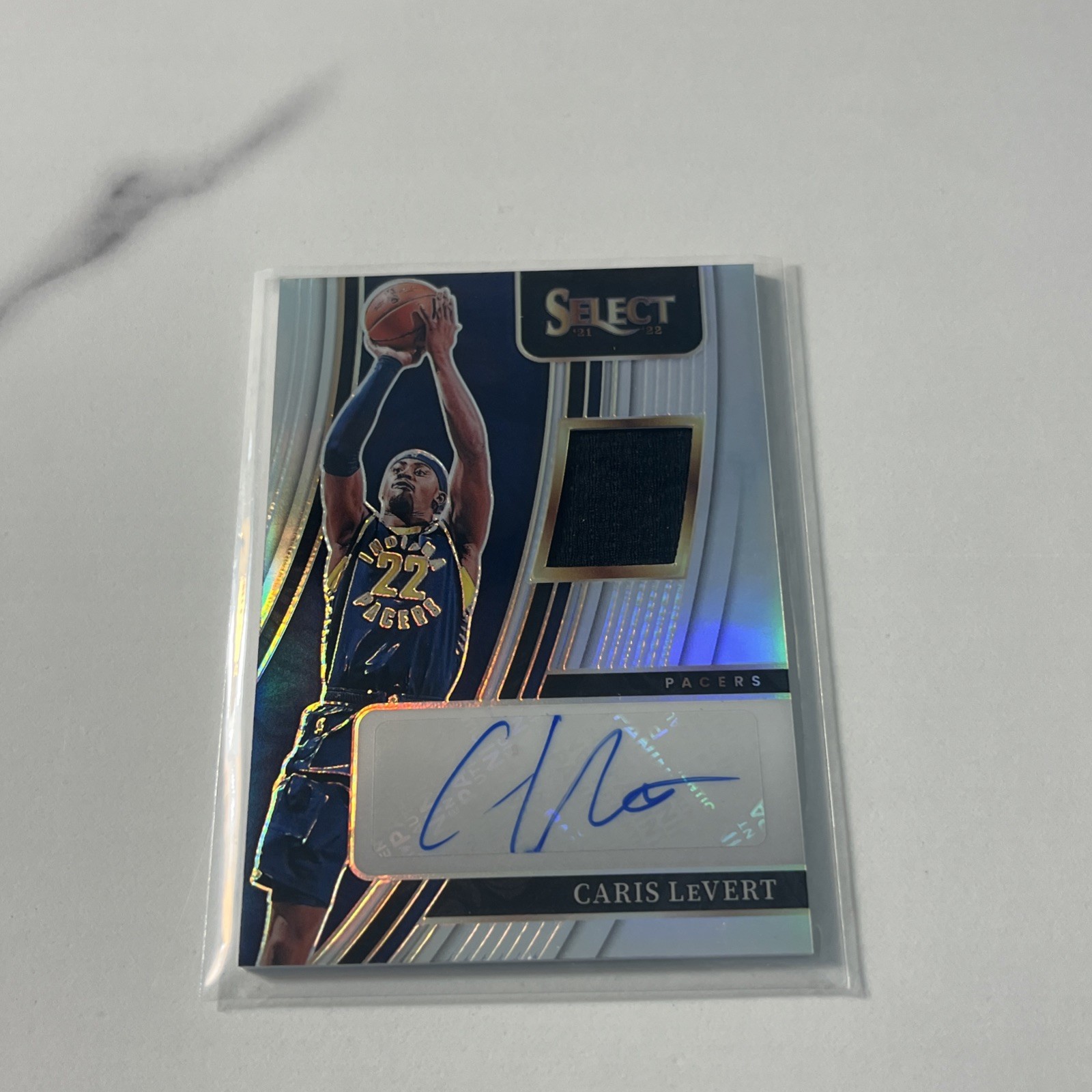 2021 Panini Select Memorabilia Silver Prizm /199 Caris LeVert