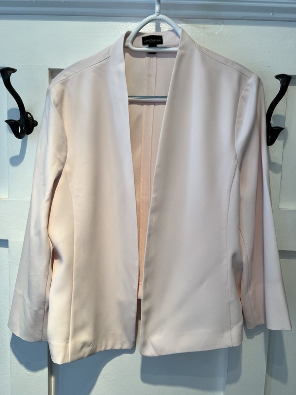 Ann Taylor NWOT Blush Pink Blazer Sz L