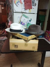 2 Vintage Dobbs Fedora/Trilby Hat Lot Sz 7 1/8 In Box