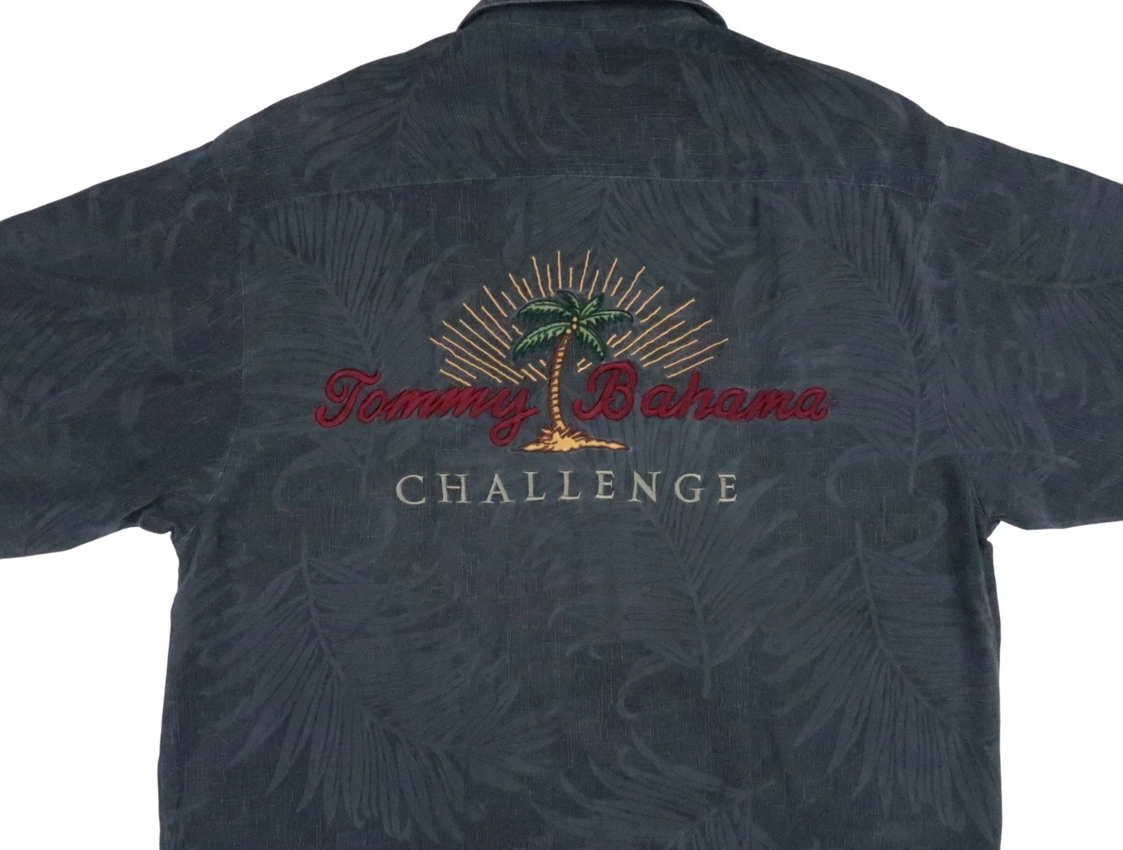 TOMMY BAHAMA EMBROIDERED challenge Silk jacquard Medium short sleeve camp shirt