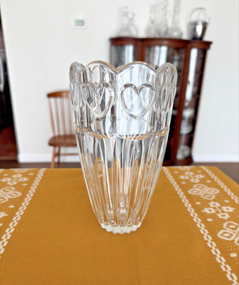 Crystal Clear USA 24% Lead Crystal Vase Heart Pattern Scalloped Rim Vintage