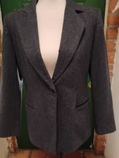 Harve Benard Gray Wool Blazer Size 6 See the photos for measurements
