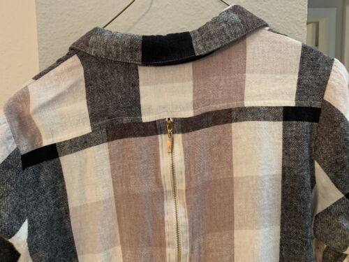 Soft Surroundings Brown, Black, and White Plaid Zip Back Button Down Sz M ❤️ - Picture 4 of 9