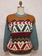 Women's Sweater In Multi Colors Crew Neck Size M