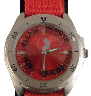 Wristwatch Sweda Vintage Unisex Red Black Round Face Quartz Analog Adjustable