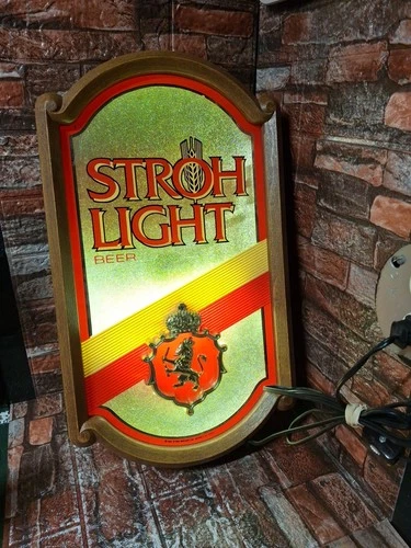 Vintage STROH LIGHT Electric Light-up Wall Beer Sign 1985 18.5" Tall
