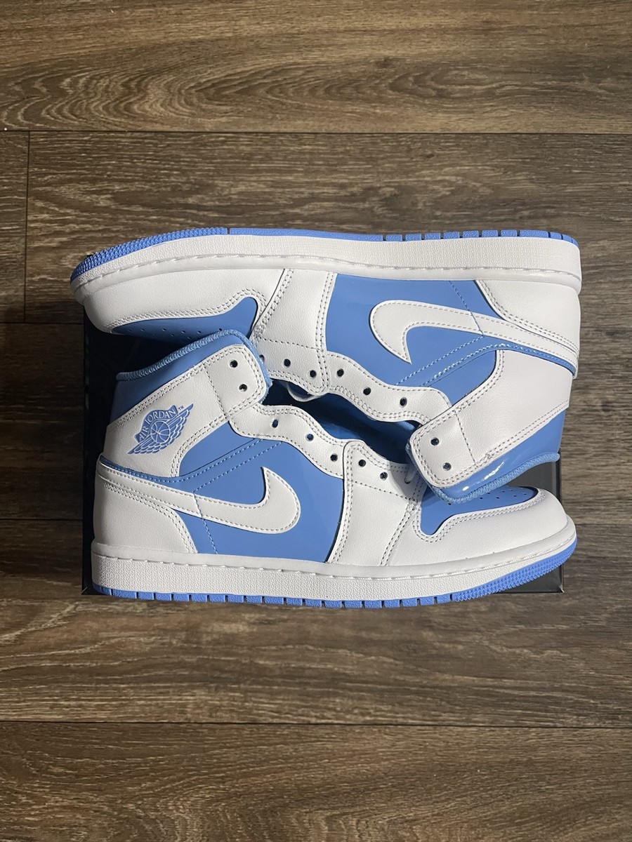 シューズ(男性用) Air Jordan 1 Mid University Blue Amazon.com | Jordan Mens Air 1 Mid University Blue Black
