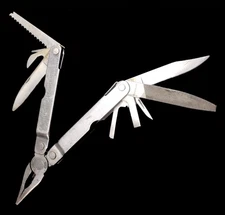 Good Previously Owned LEATHERMAN SUPER TOOL Patent Pending