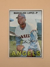 1967 Topps #513 Marcelino Lopez