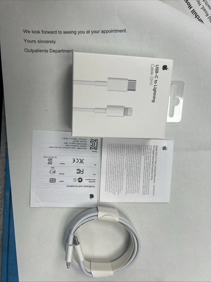Genuine Apple USB-C to Lightning Cable 2M Fast Charge iPhone 11,12,13,14 series - Image 4 of 4
