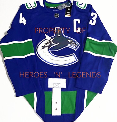 PRO-52 QUINN HUGHES VANCOUVER CANUCKS AUTHENTIC