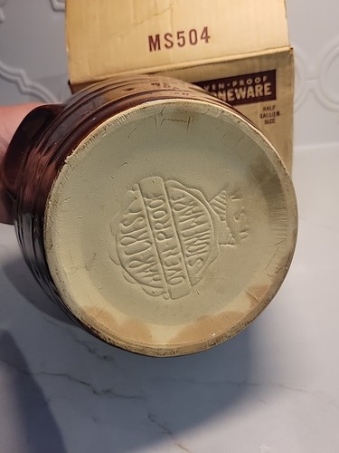Vintage MARCREST Stoneware BEAN POT 2 Qt. Crock w/Lid DAISY DOT Ovenproof Brown - Picture 8 of 10