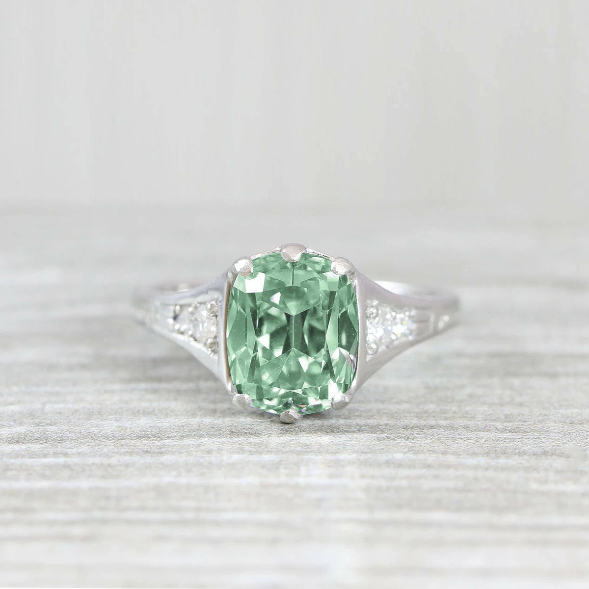 Mint moissanite shop