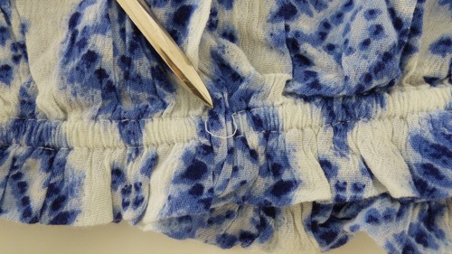 Hollister Boho Blouse Top Tasselled Cropped Festival Cotton White Blue size XS - Picture 9 of 10