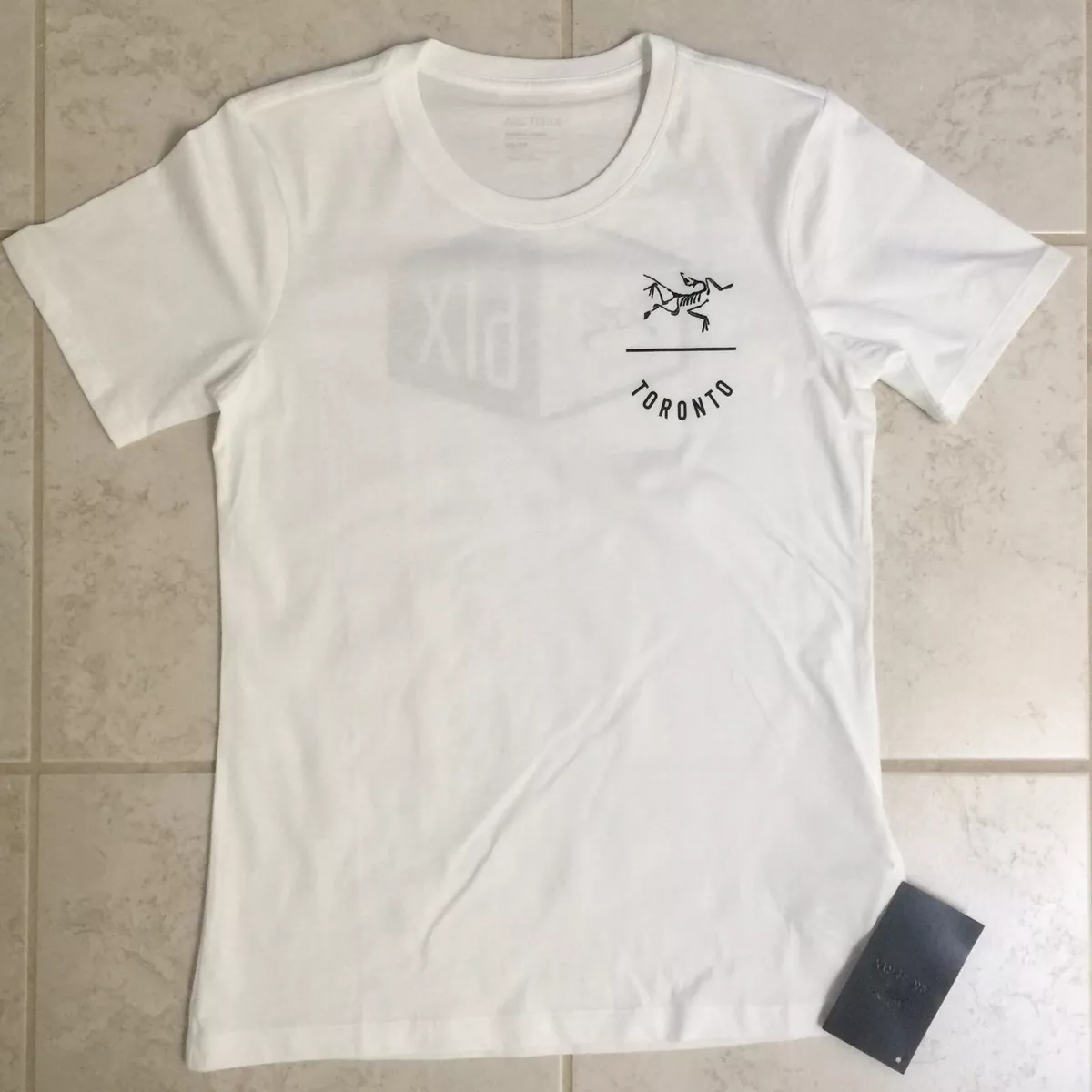 NEW Arcteryx Toronto Logo Word T-Shirt White Cotton Womens XS 