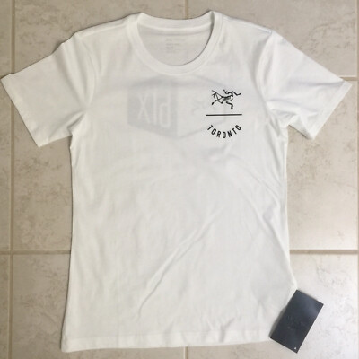 NEW Arcteryx Toronto Logo Word T-Shirt White Cotton Womens NEW Arcteryx Toronto Logo Word T-Shirt White Cotton Womens