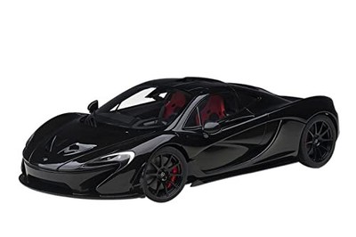 AUTOart McLaren P1 Fire Black mit rot/schwarzer Innenausstattung 1:18 Modella...