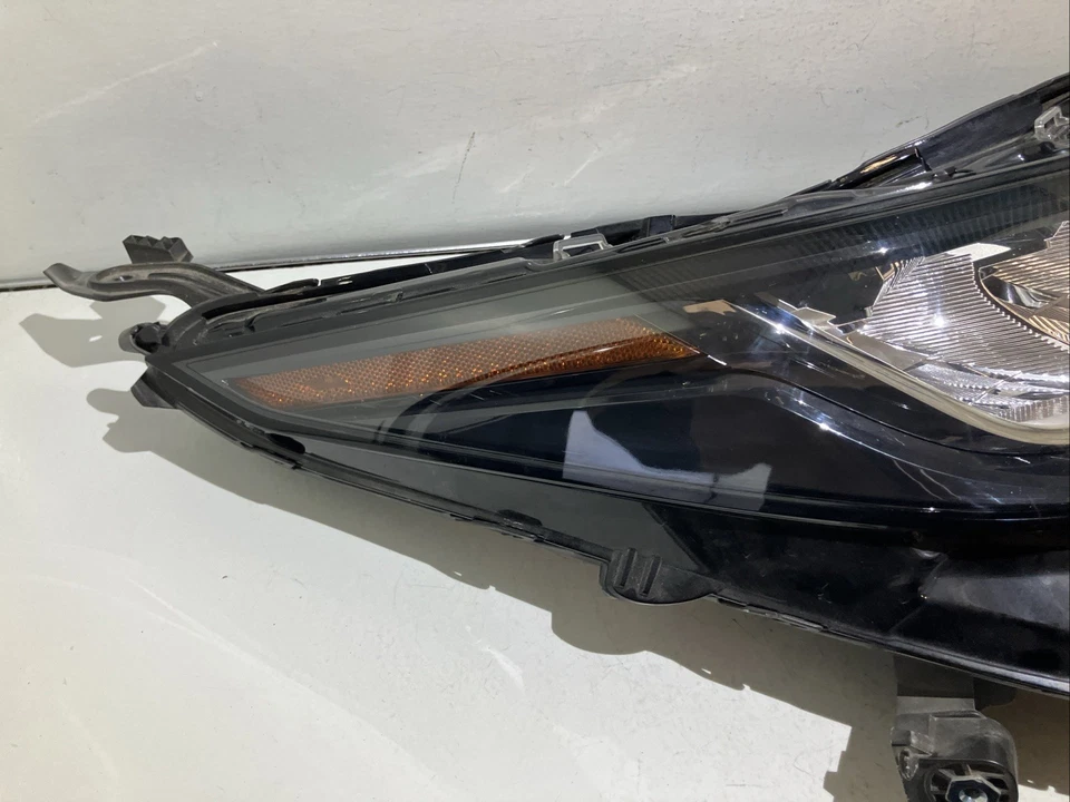 Faro reflector LED RH derecho pasajero Toyota Sienna 2021-2024 OEM 0064 Foto 2 de 4