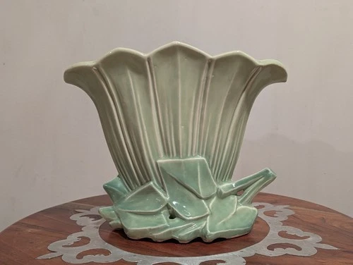 Vintage McCoy Pottery Mint Green Tulip Fan Vase Planter MCM USA 8.5" Tall