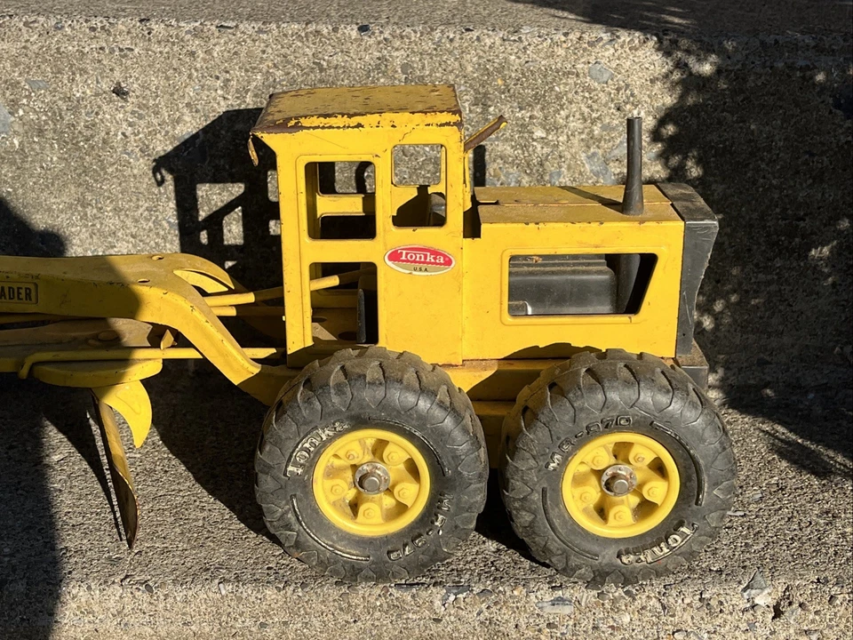 Vintage 1970 - 1973 Tonka Road Grader Parts Restoration Custom - Image 4 of 4
