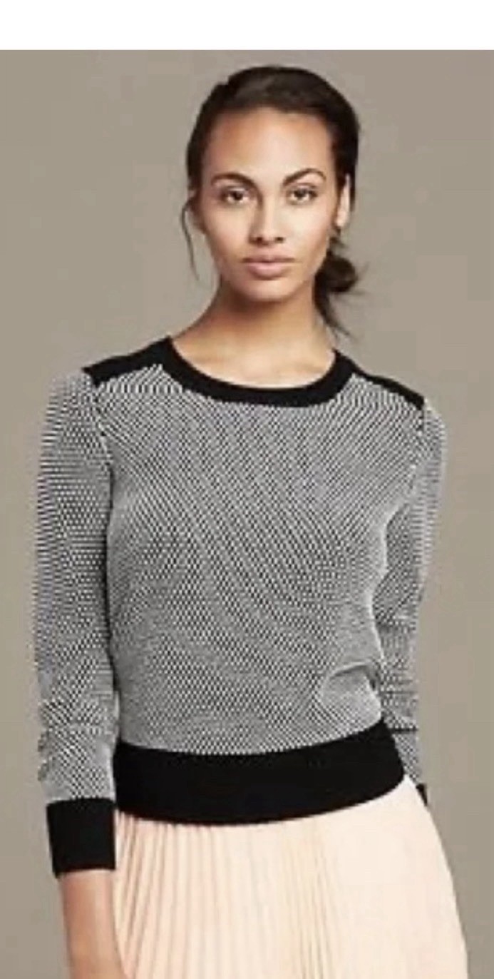 Banana Republic Merino Wool Blend Crew Neck Sweater Color Block Textured M