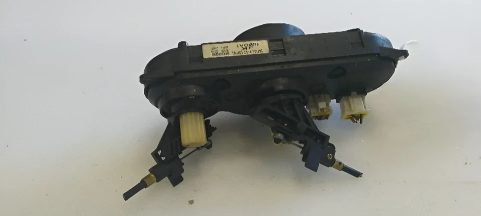 2004-2008 Suzuki Forenza A/C Heater Climate Temperature Control OEM - Imagem 2 de 4