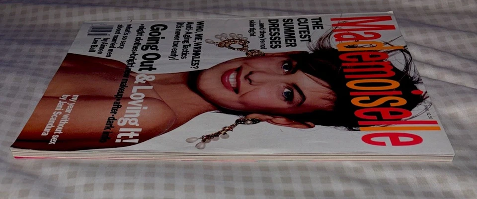 MADEMOISELLE Magazine JULY, 1990 Cover:Elizabeth McGovern.EXCELLENT Cond! 164Pgs - Image 4 of 4
