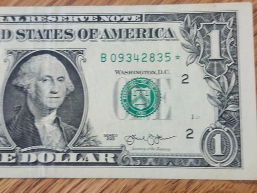 RARE-ERROR DC 2013 B Duplicate $1 Star Note Serial # B 09342835* - Picture 4 of 5