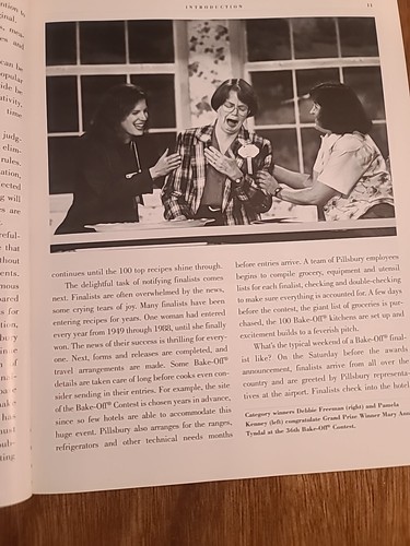 Pillsbury: Best of the Bake-off Cookbook: 350 Recipes from Ameria's Favorite Co - Picture 6 of 22