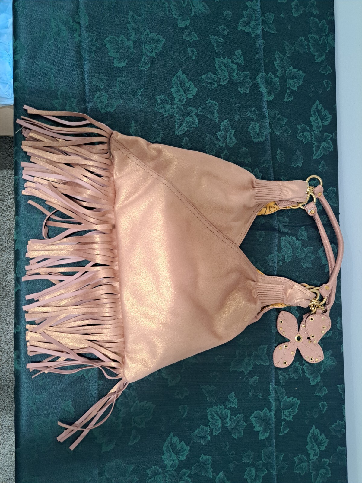 Picture 2 of 4