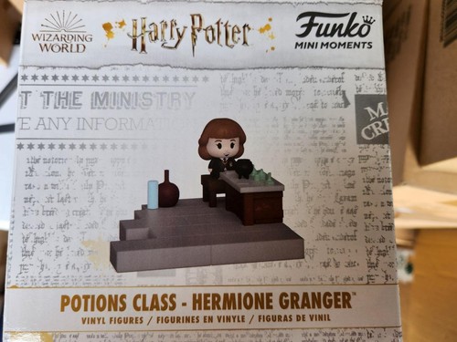 Funko Mini Moments Harry Potter Potions Class Hermoine Granger Always boxed - Picture 3 of 6