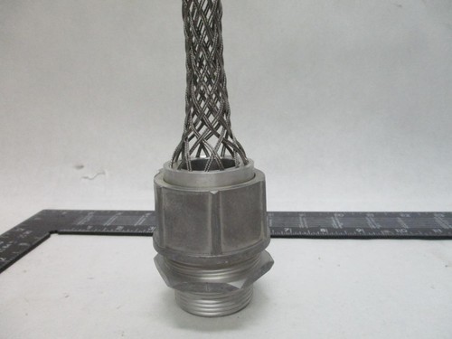 Hubbell Bryant Seal Connect Strain Relief Deluxe Cord Grip 1-1/4" Dia 1"-1.125" - Picture 5 of 5
