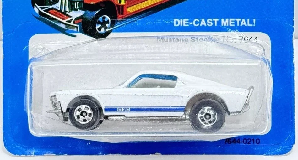 Hot Wheels Blackwall 7644 White Mustang Stocker  Blue Card Blister Excellent - Image 3 of 4