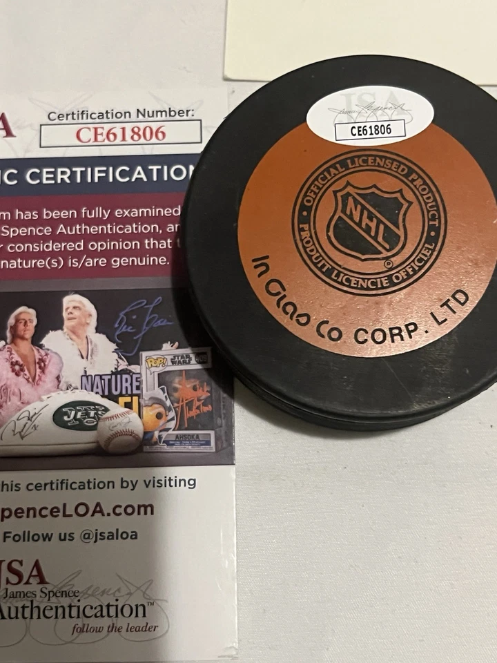 Disco Autografiado Mario Lemieux con Certificado de Autenticidad JSA Edición Limitada Caja de Reloj Fósil Foto 4 de 4