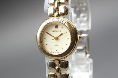 Vintage 1992 [N MINT] SEIKO Lucent 1F21-0E40 Gold Roman Quartz Women Watch JAPAN