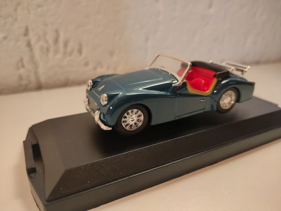 Triumph Tr3 1956 Open Convertible 1/43 Vitesse Cod. L057 B - Immagine 3 di 4
