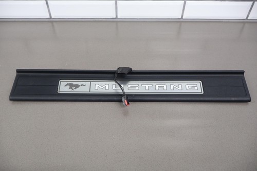 15-17 Ford Mustang GT Coupe Pair Illuminated Door Sill Entry Plates (Black) OEM - Bild 14 von 23