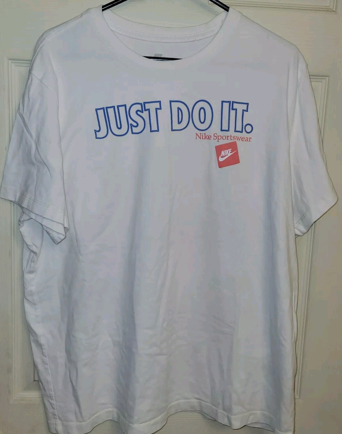 Picture 3 of 12