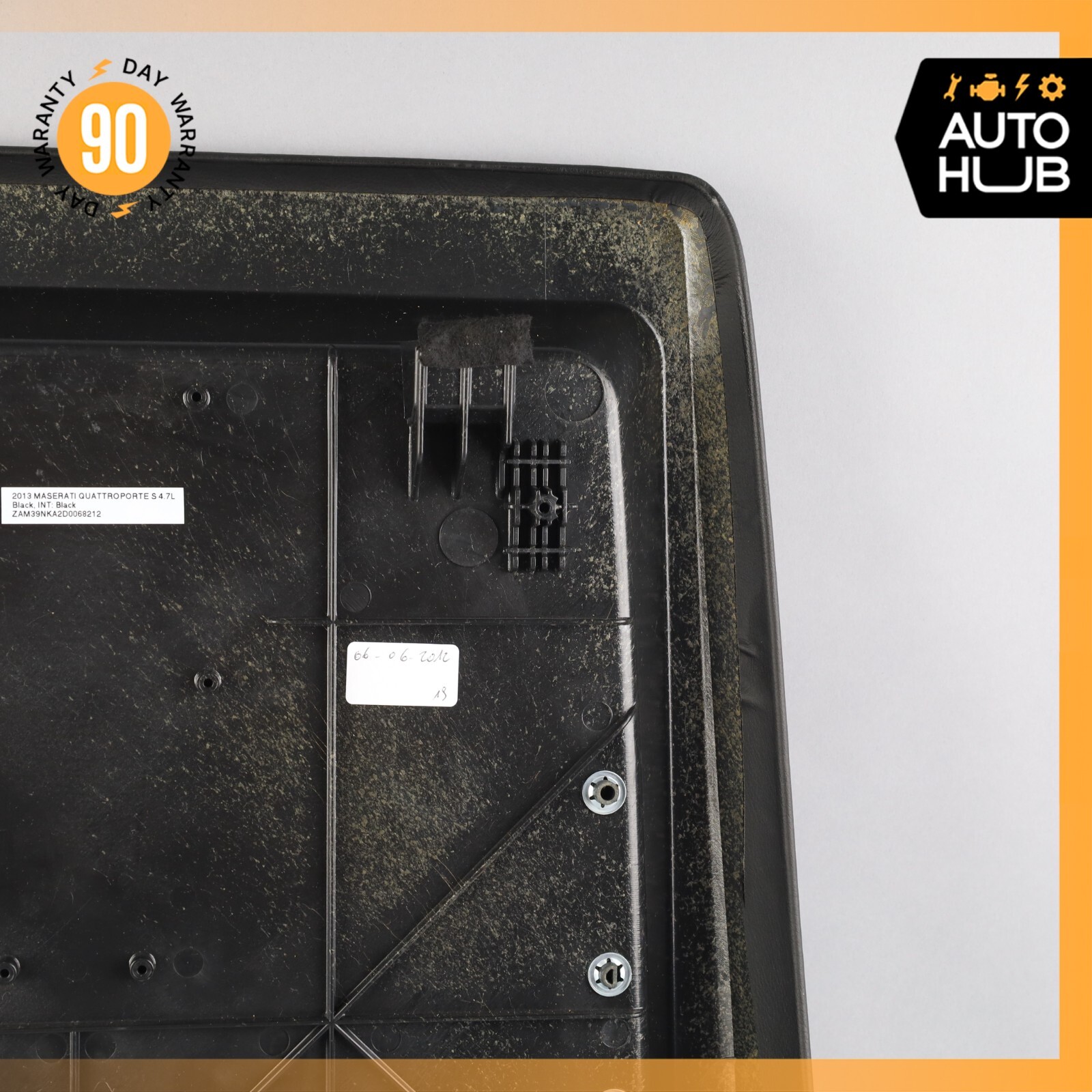 09-13 Maserati Quattroporte Back Panel Seat Cover Front Left or Right Side OEM