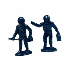 Timmee plastic space toy figures Tim Mee Galaxy Laser Team lot BLACK Astronauts