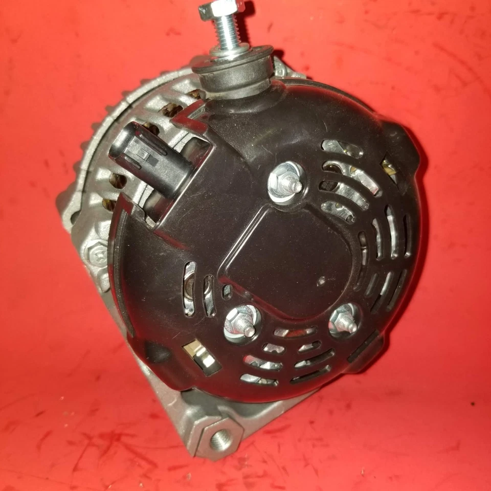 Chrysler Pacifica 2005 motor de 3,5 L alternador de 145 amperios con polea de embrague Foto 2 de 4