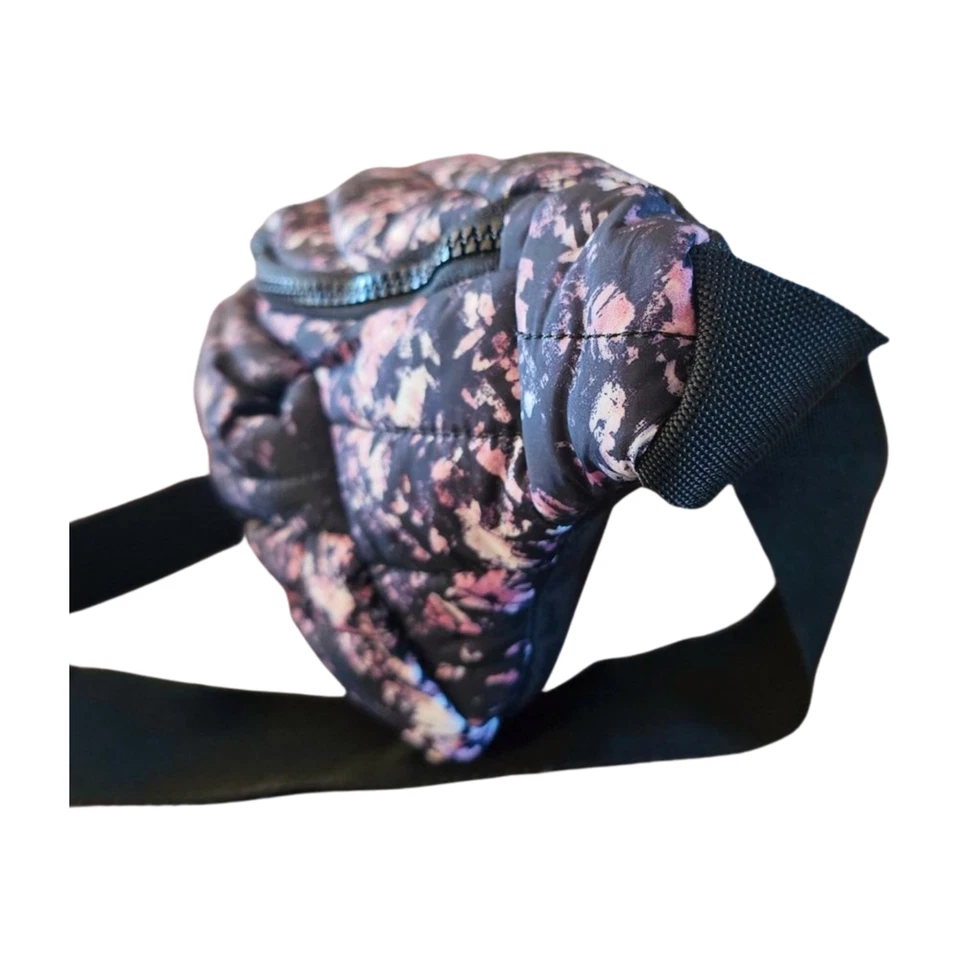 Reebok Fanny Pack PUFFER Quilted Nylon PINK & BLACK Floral Print OVERSIZED Zip - Image 4 of 4