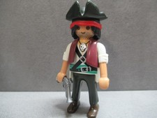 Playmobil Figuren | Pirat | Seer&auml;uber bewaffnet zum Piratenschiff