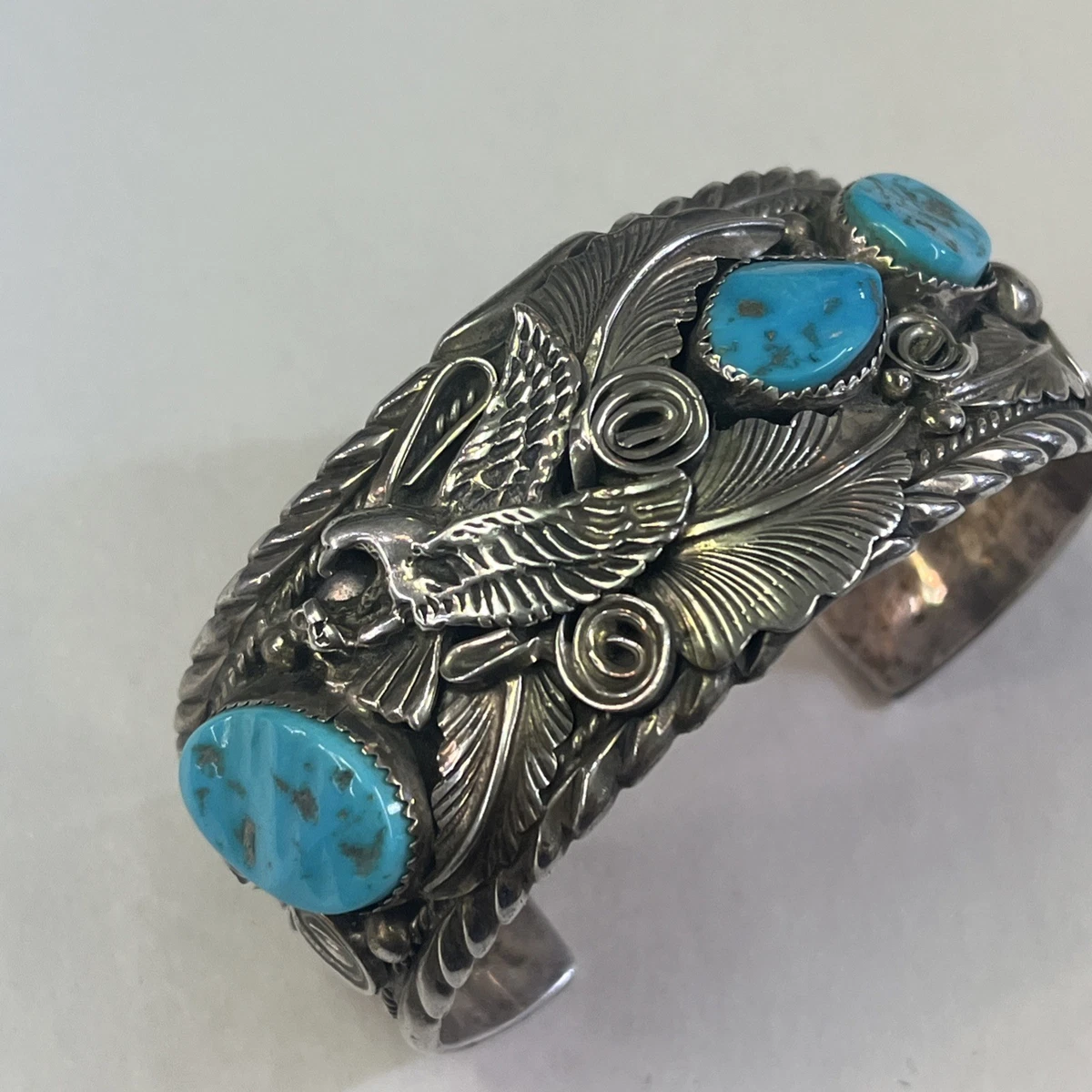 NAVAJO Mike Thomas Jr. ベアクロー×ターコイズ バングル NAVAJO Mike Thomas Jr. ベアクロー×ターコイズ バングル NAVAJO Mike