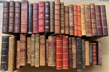 Lot A 40 livres anciens reliés demi-cuir littérature décoration